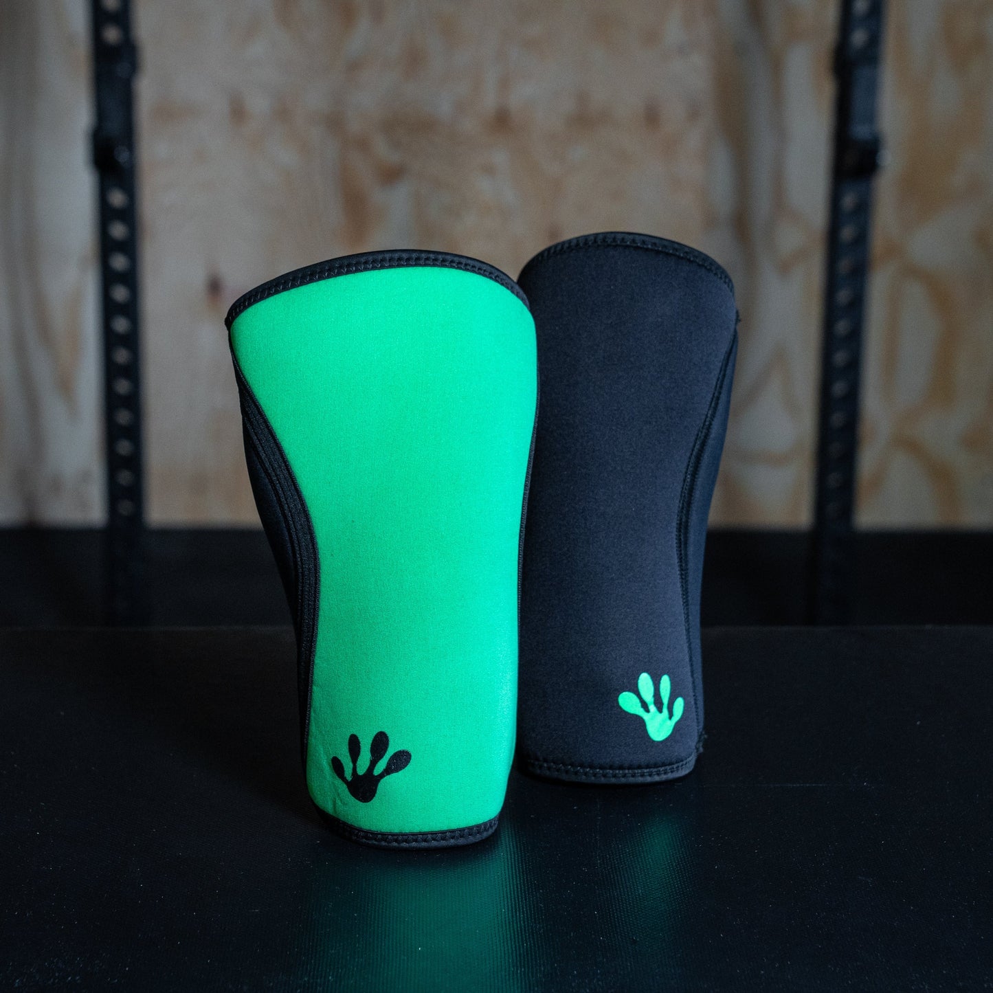 Frog Reversible Knee Sleeves