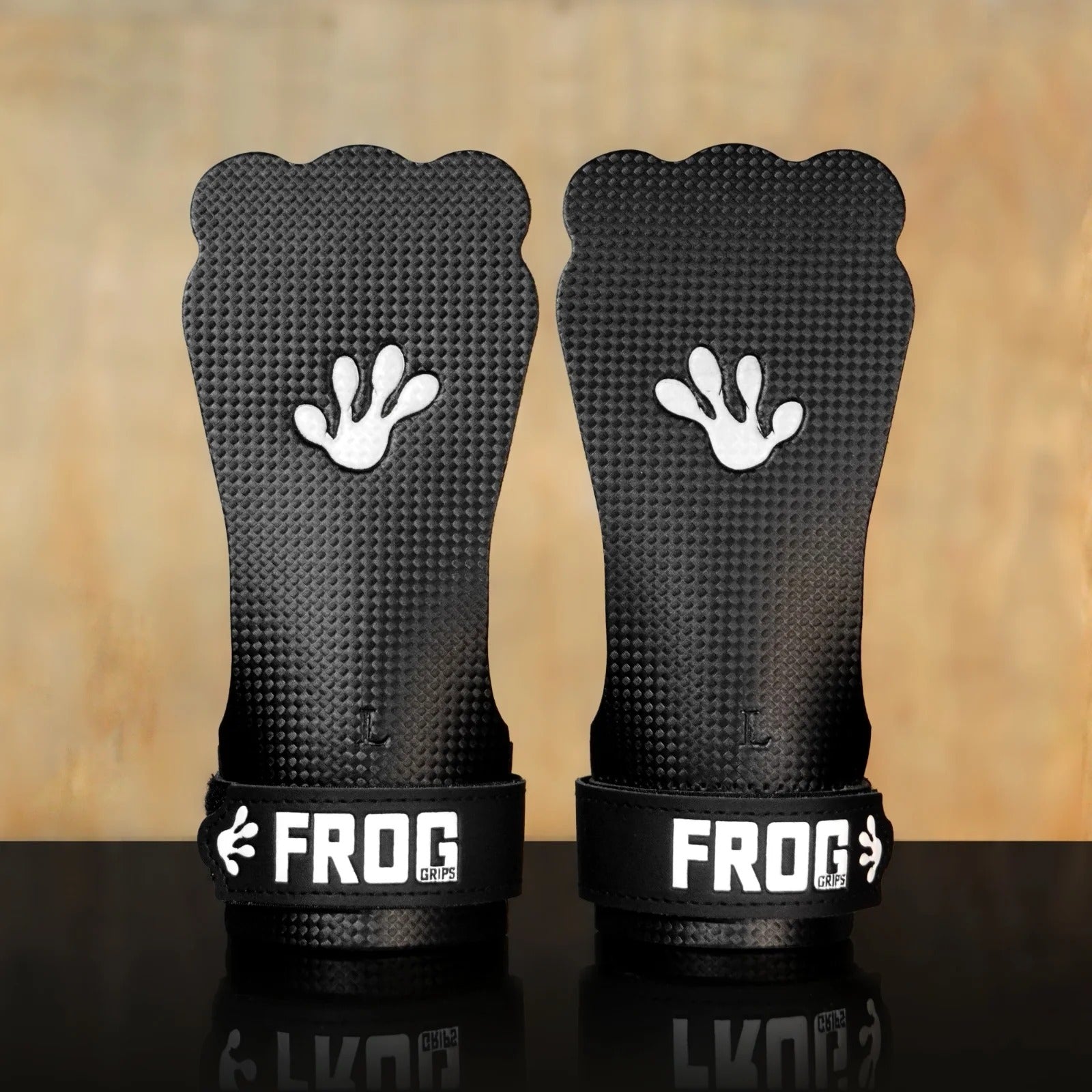 Frog Base Grip 1.0 - Carbon – Titancross ApS