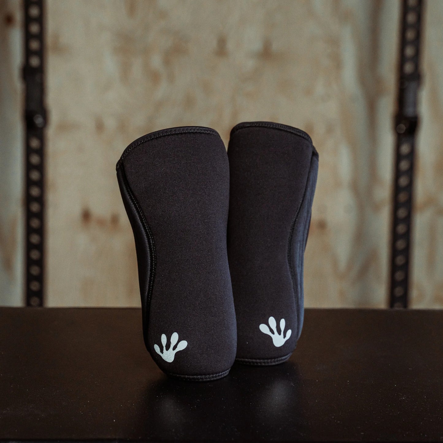 Frog Reversible Knee Sleeves